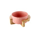 Gamelle pour chat design en céramique avec stries rose avec socle en bois